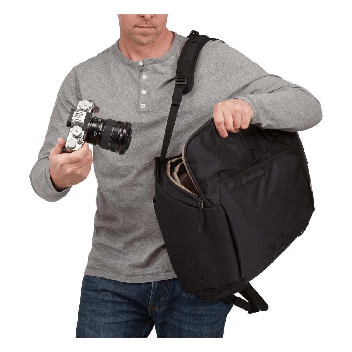 Thule Covert Camera Backpack 24L – Black - Image 3